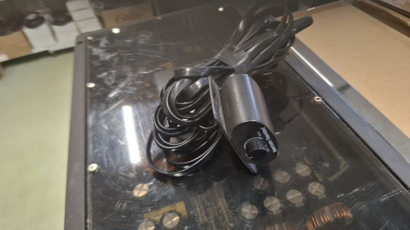Brukt! Harman/Kardon CA1500M. Kvalitet mono forsterker. 1x360/600/900wRMS++, 1500wMAX. 1ohm stabil.  