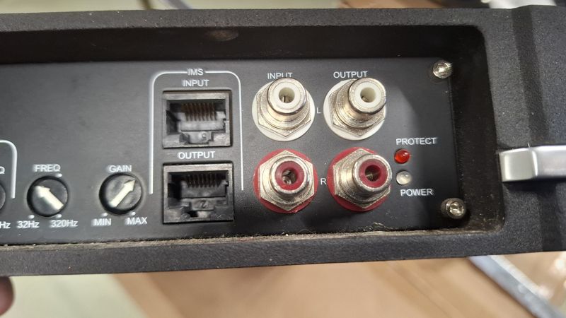 Brukt! Harman/Kardon CA1500M. Kvalitet mono forsterker. 1x360/600/900wRMS++, 1500wMAX. 1ohm stabil.  