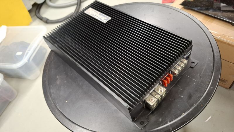 Brukt! US Amps Xterminator XT4000D mono forsterker. 4000watt